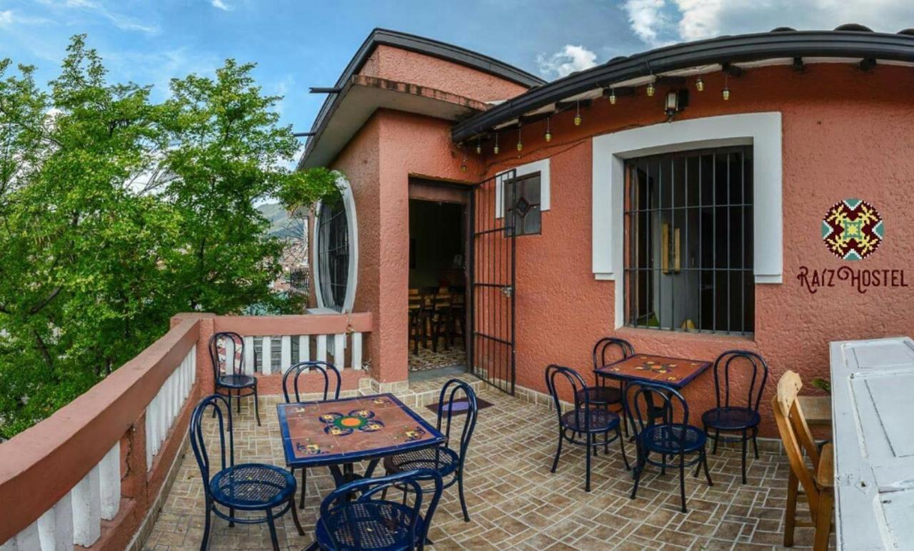 Raiz Hostel Medellín Exteriör bild